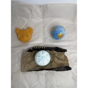 LUSH Holiday Bath Bomb Bundle (3-Piece) – Snowflake, Star & Gingerbread